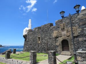 El Castillo de San Miguel en Garachico, Tenerife, uno de los pocos edificios que sobrevivió a la erupción de 1706